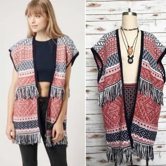 Boho Fringe Cardigan Poncho Vibes Cozy Fall Winter Lagenlook Fringe Large - Picture 1 of 11